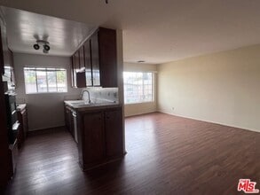 Building Photo - 18600 Burbank Blvd