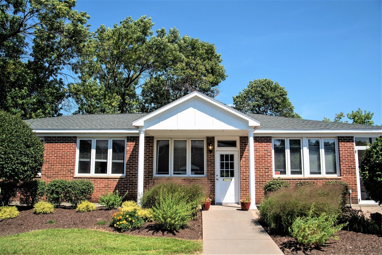 Grant Village Apartments in Syracuse, NY