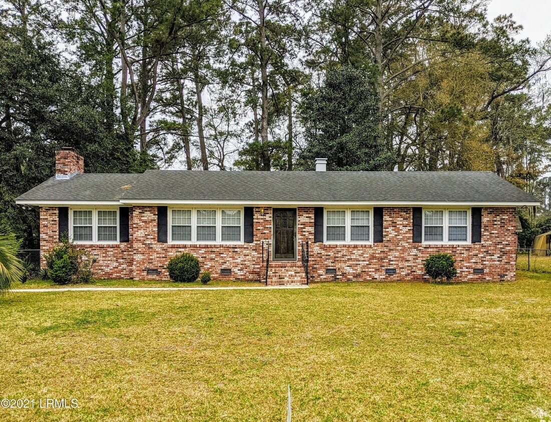 2604 1st Blvd, Beaufort, SC 29902 House Rental in Beaufort, SC