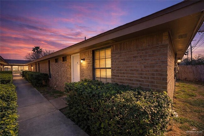 Foto del edificio - 12 Gastel Cir