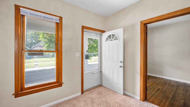 Puerta principal - 285 Parker Ave