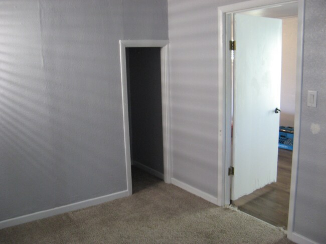 Foto del edificio - 2503 Oakes Ave