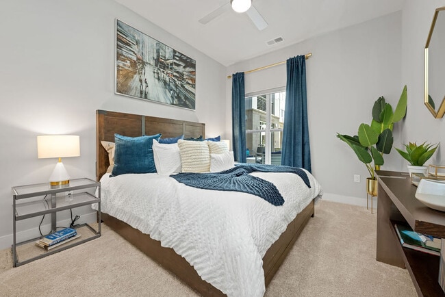 Circa Uptown apartments — community photo - Circa Uptown
