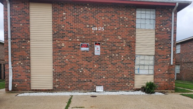 Foto del edificio - 6825 E Coronet Ct
