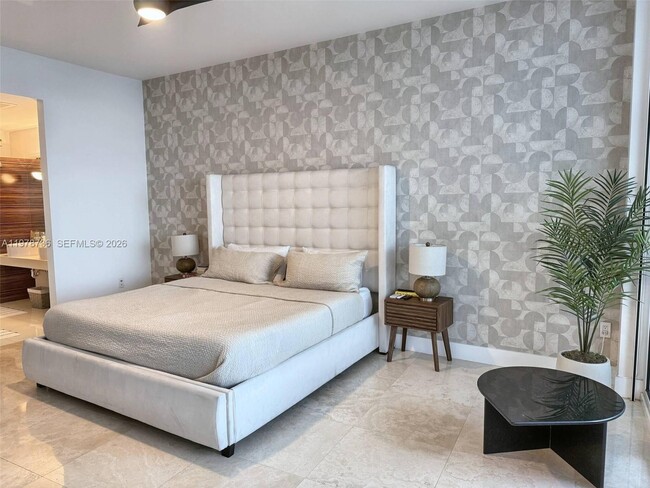 Foto del edificio - 2020 N Bayshore Dr