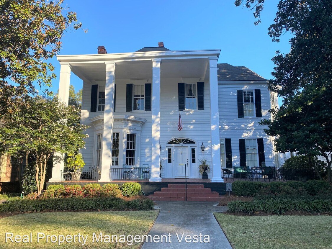 Primary Photo - 1 br, 1 bath House - 306 College Street