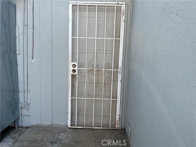 Foto del edificio - 7620 Magnolia Ave