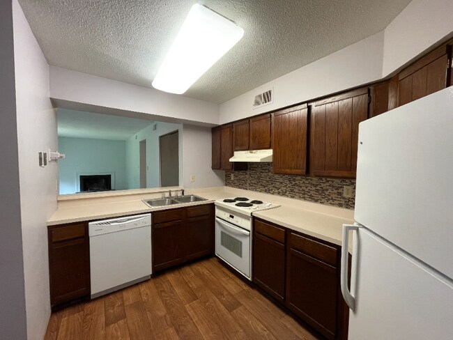 Foto del edificio - 5727 W Ridgecrest Dr