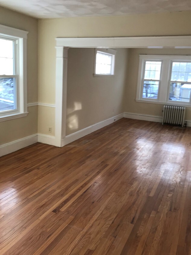 77 Otis St, Melrose, MA 02176 Apartments in Melrose, MA