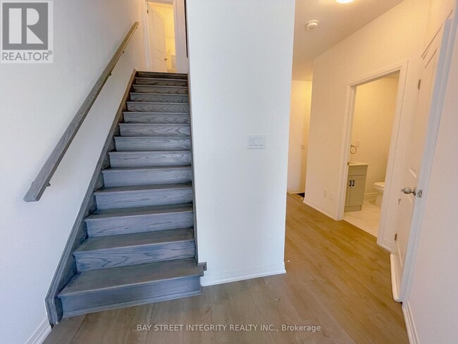 Building Photo - 145 Markland St