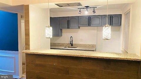 Building Photo - 8830 Walutes Cir