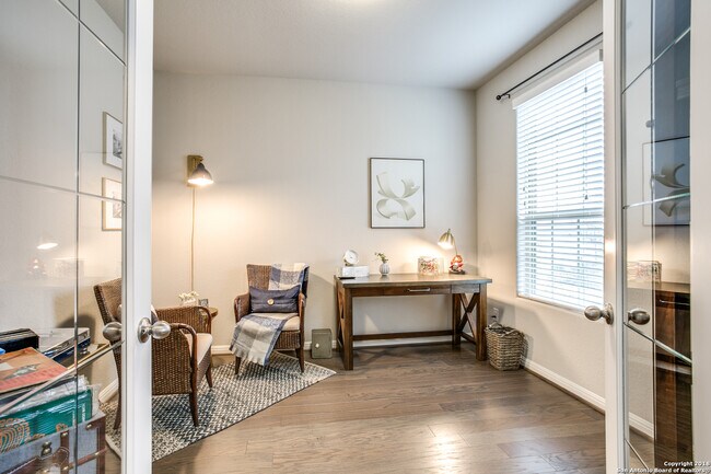 Building Photo - 8027 Cibolo View