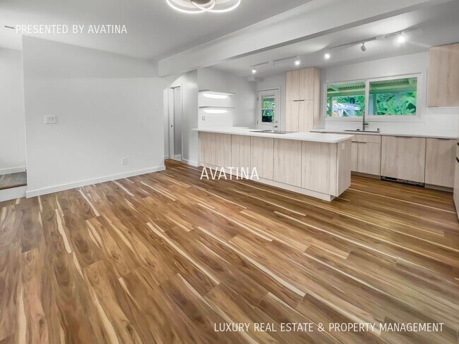 Foto del edificio - Video! Killer Waikiki Gated Bungalow!