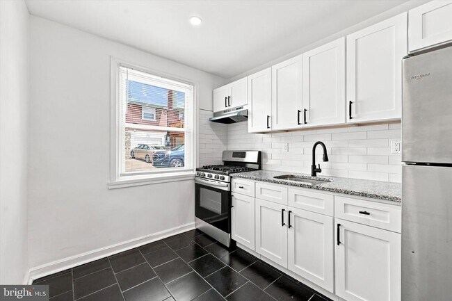 Foto del edificio - 6411 Malvern Ave