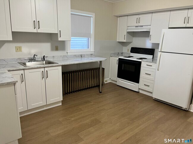 Foto del edificio - 17 Park Pl