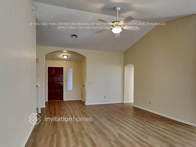 Building Photo - 5915 W Manzanita Ct