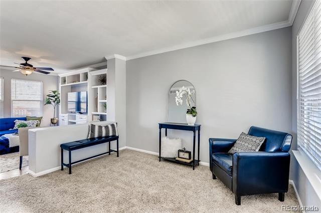 Foto del edificio - 9745 Gatesbury Cir