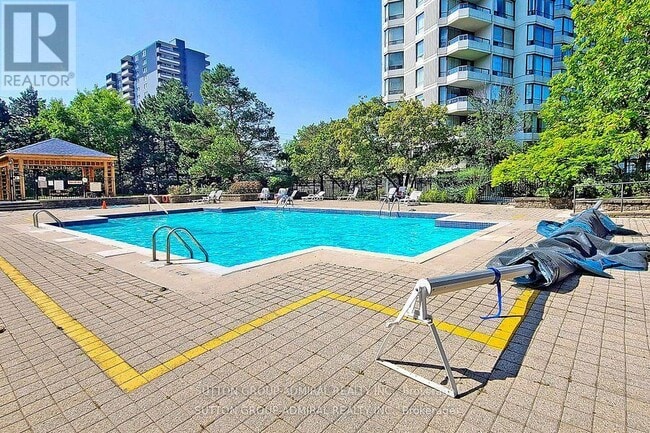 Building Photo - 1131 Steeles Ave W