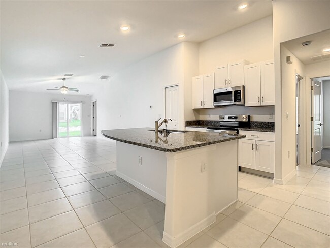 Building Photo - 3 br, 2 bath House - 36495 Smithfield Lane