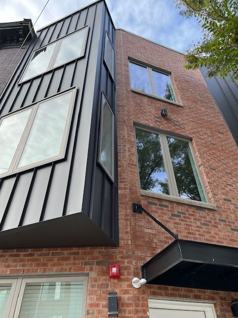 Building Photo - 2554 Frankford Ave