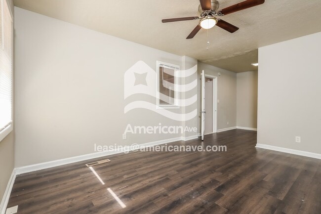 Building Photo - 1337 Sturkie Ave