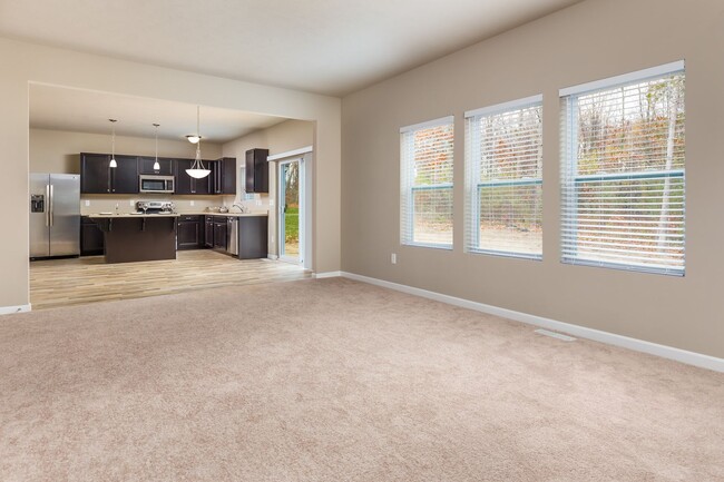 Foto del edificio - Immediate Occupancy Available!