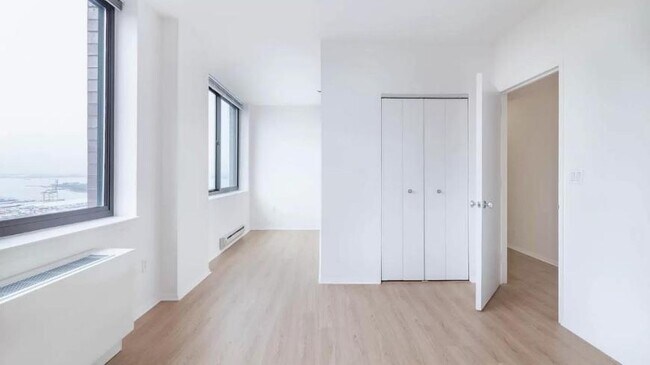 Foto del edificio - 2 bedroom in BROOKLYN NY 11201