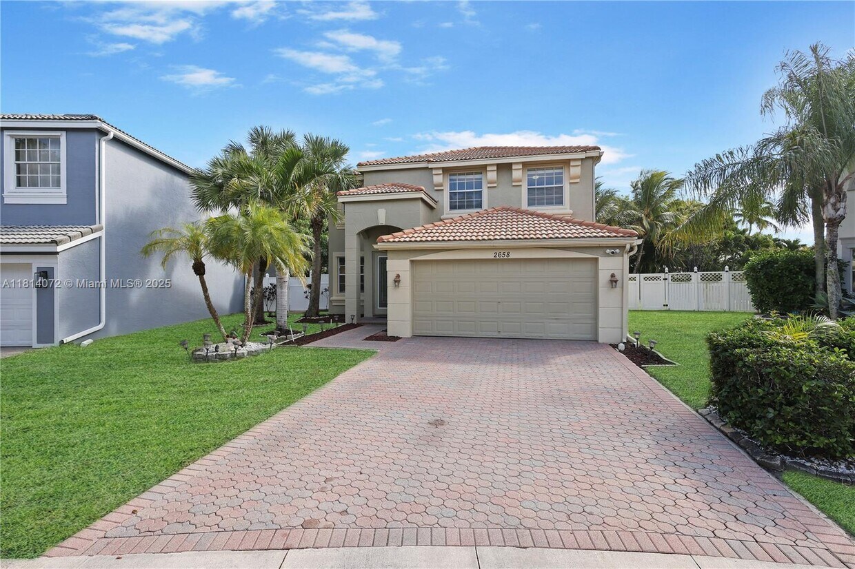 Foto principal - 2658 Sawyer Terrace
