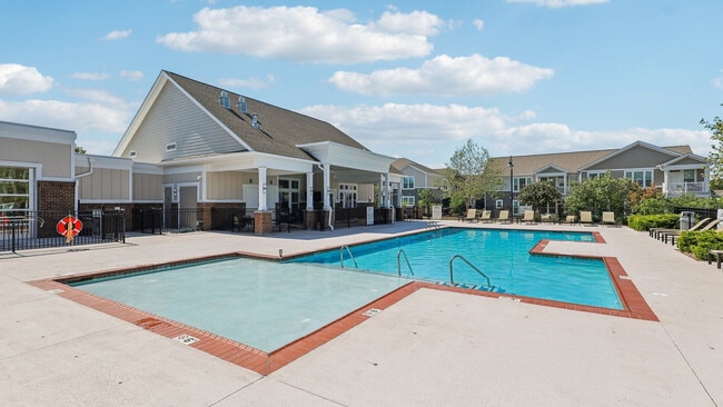 Building Photo - Springs At Hurstbourne
