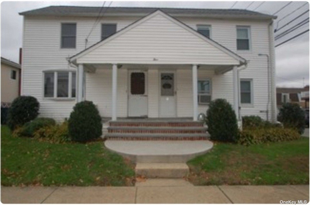 Foto del edificio - 5 Old Stewart Ave