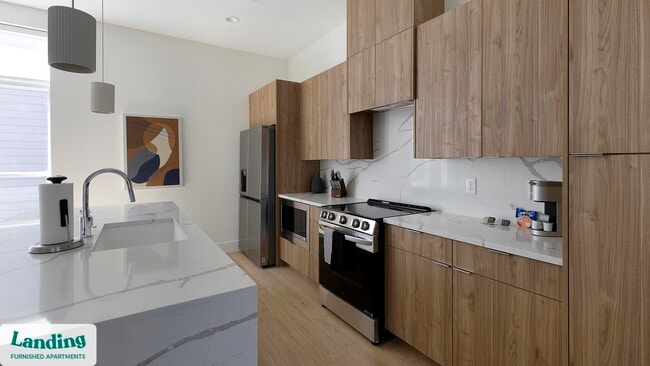 Building Photo - 2206 Arroyo Ave