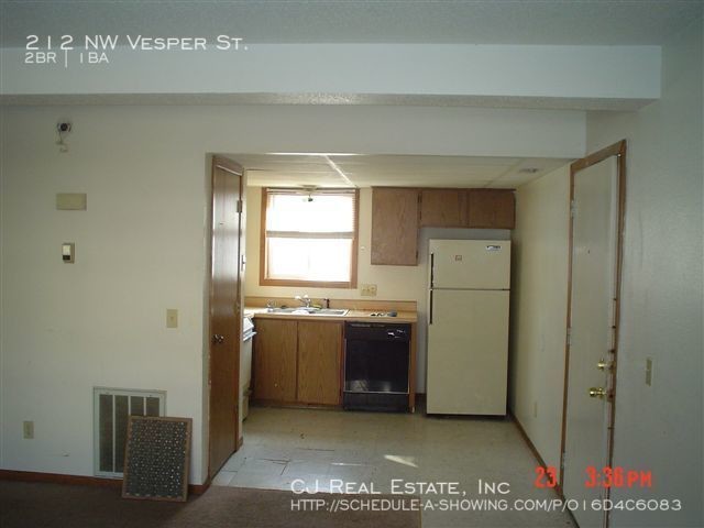 Foto del edificio - 212 NW Vesper St