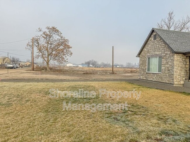 Building Photo - 109 E Belmont St