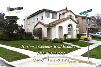 Building Photo - 5953 Pebblestone Way