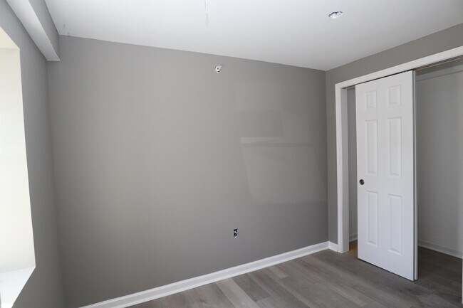 Foto del edificio - 5448 Springfield Ave