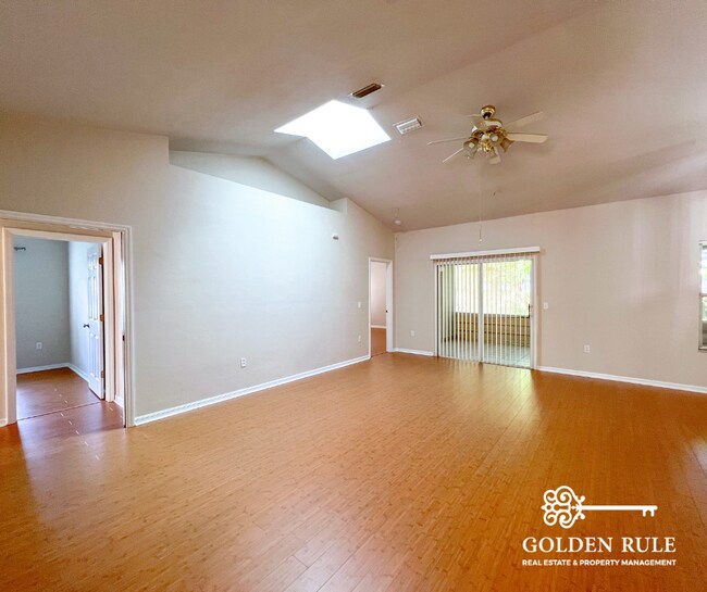 Foto del edificio - 4332 NW 34th Dr