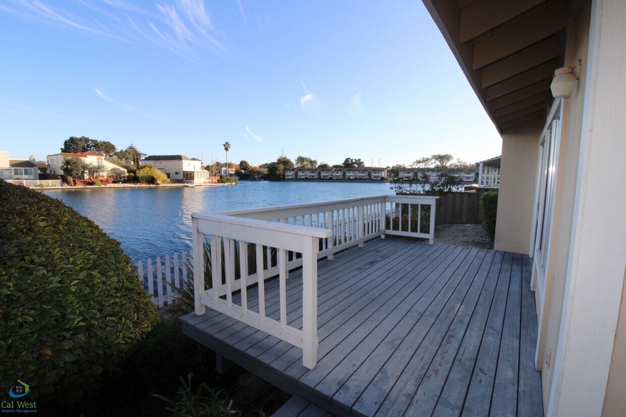 Primary Photo - $5,295 Beautiful Large Home - 3 Bed/2 Bath...