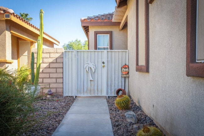 Building Photo - 82664 Heston Dr