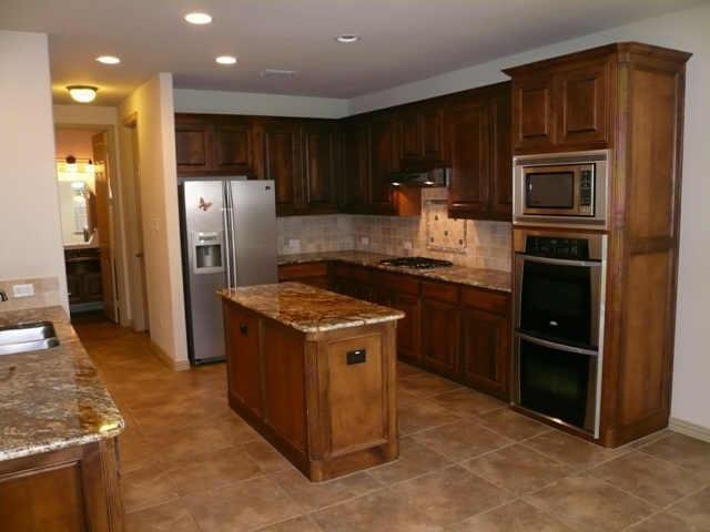 Foto del edificio - 910 Redbird Ln