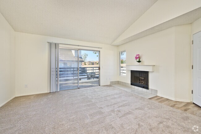 Building Photo - Lomita Court