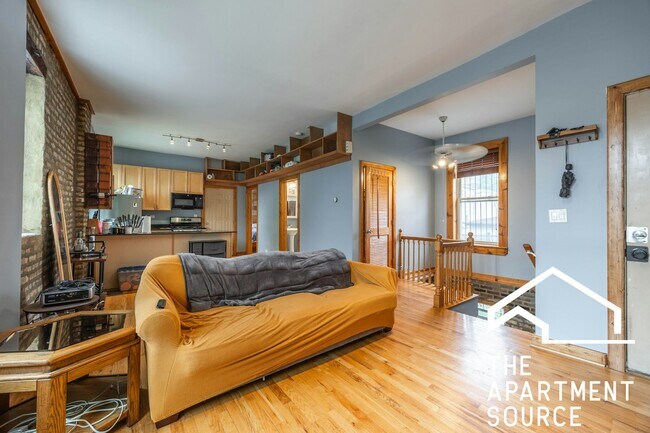 Foto del edificio - 1349 N Washtenaw Ave
