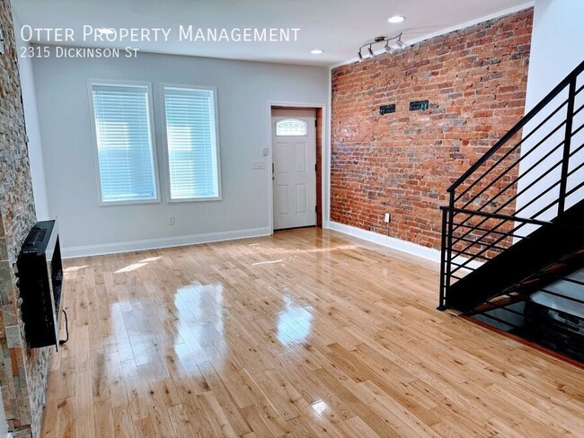 Foto del edificio - 2315 Dickinson St