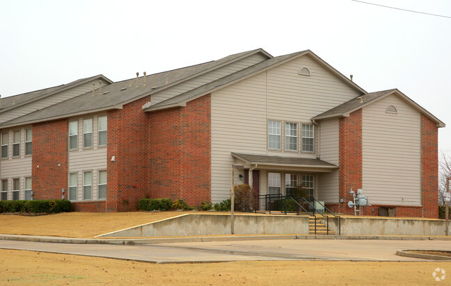 Building Photo - Park Village