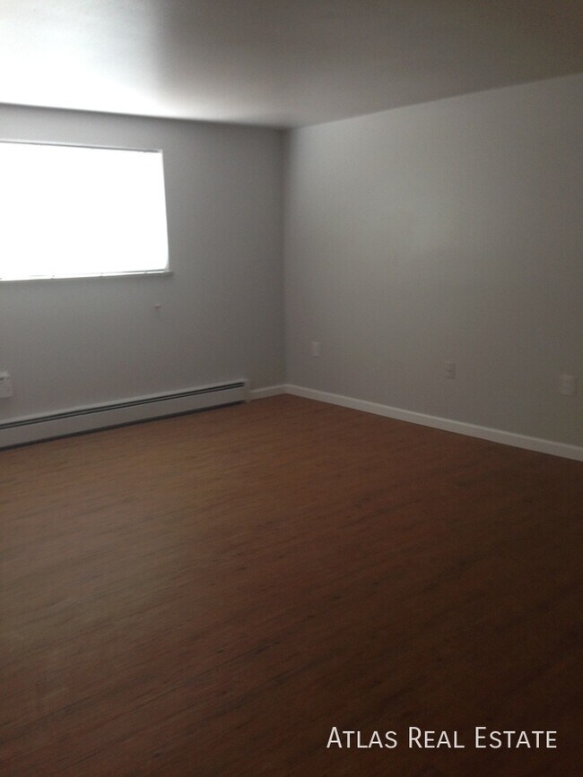 Foto del edificio - 3750 Owens St