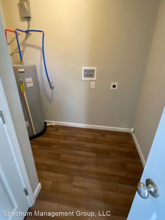 Foto del edificio - 3 br, 2 bath House - 3317 Parker Blvd