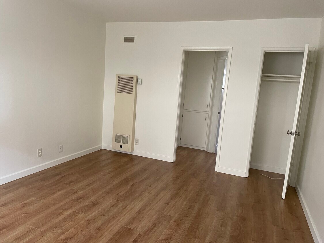 Foto principal - 1001 Hill St