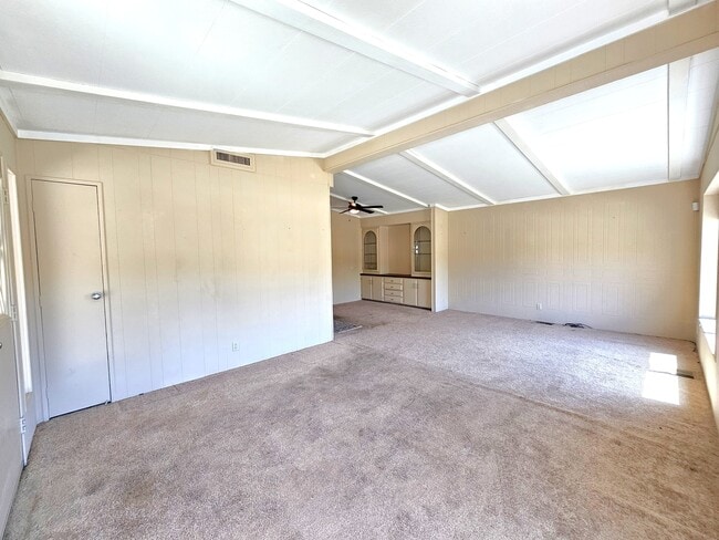 Building Photo - 30660 Palmetto Palm Ave