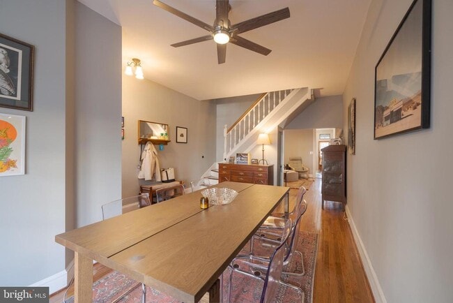 Building Photo - 835 Wellington St