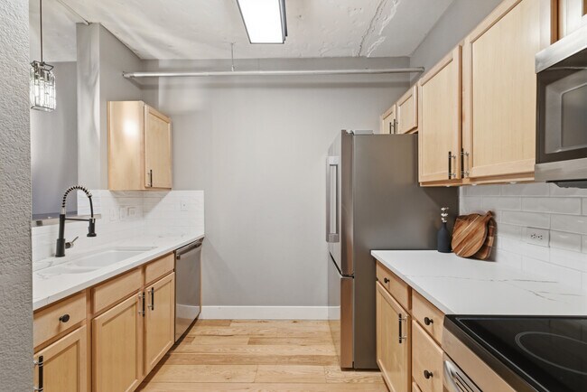 Foto del edificio - 444 17th St