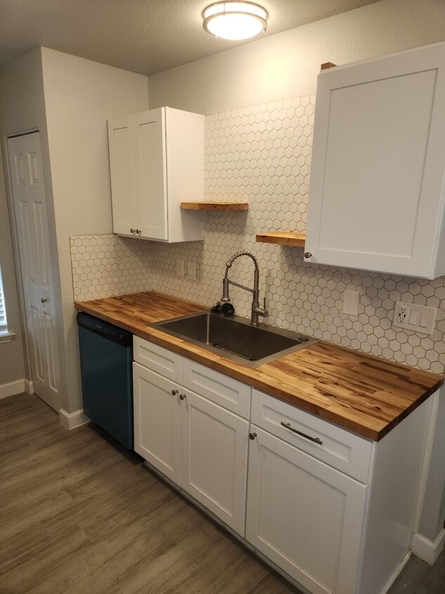 Photo - 3614 Woodglow Cir (San Antonio, TX)